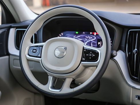 New 2026 Volvo XC60 B5 Ultra image 15