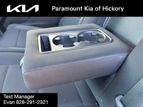 Used 2023 Chevrolet Suburban LS AWD/4WD image 16