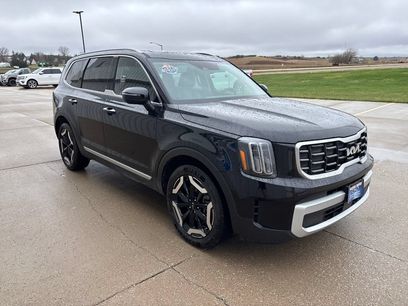 Used 2025 Kia Telluride S