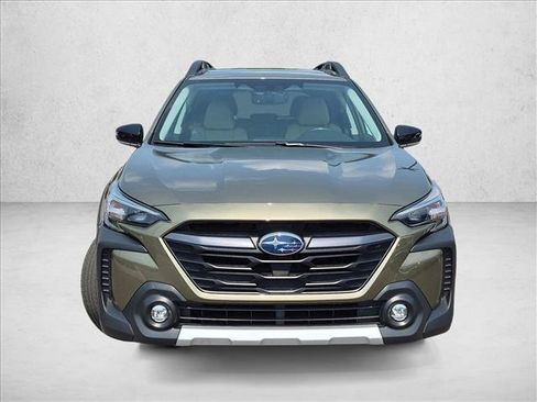 Used 2023 Subaru Outback Limited XT AWD/4WD image 2