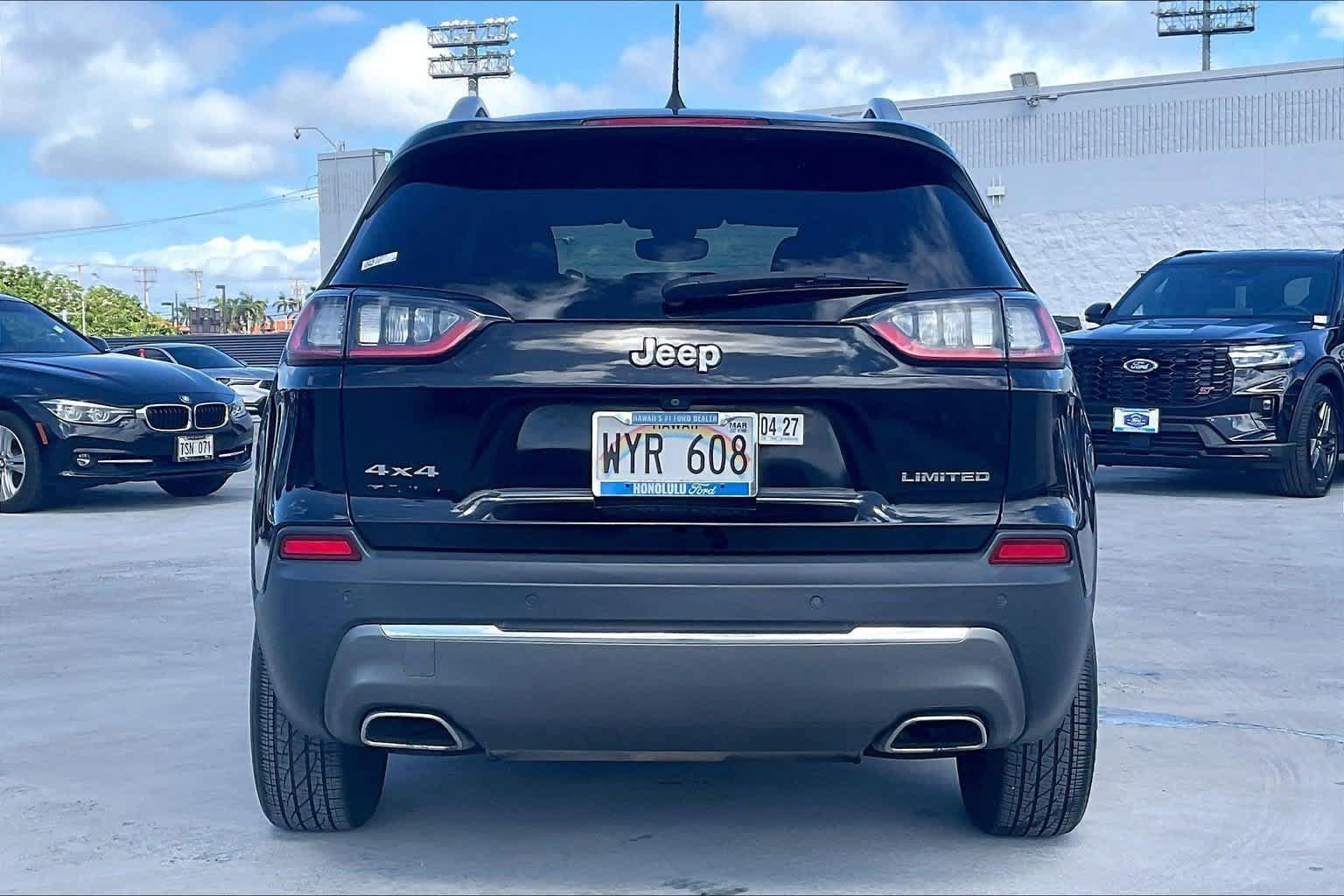 Used 2019 Jeep Cherokee Limited AWD/4WD image 5