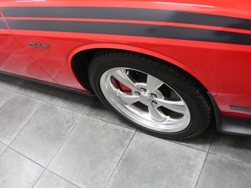 Used 2010 Dodge Challenger R/T image 29