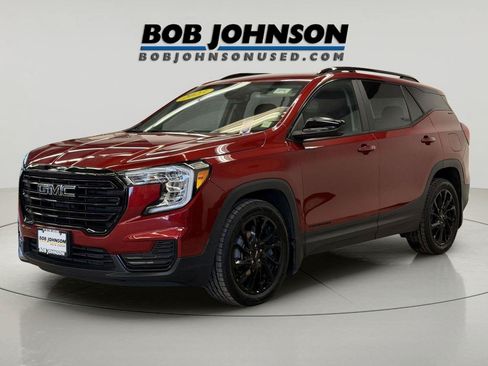 Used 2023 GMC Terrain SLE w/ Driver Convenience Package FWD image 6