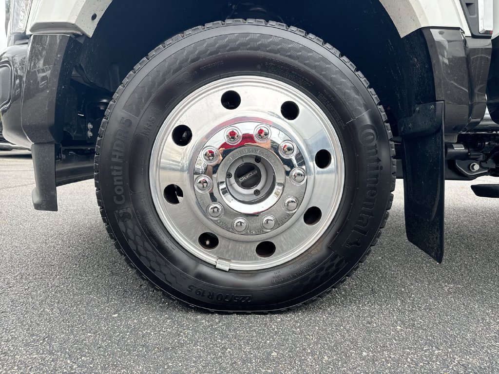 Certified 2025 Ford F450 King Ranch w/ FX4 Off-Road Package AWD/4WD image 28
