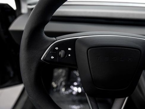 Used 2025 Tesla Model 3 Long Range image 21