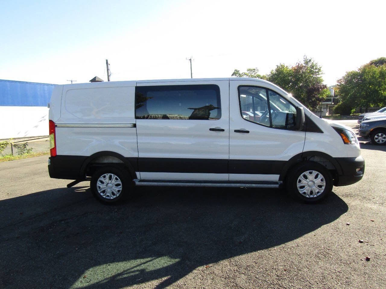 Used 2025 Ford Transit 250 Low Roof w/ Exterior Upgrade Package RWD image 8