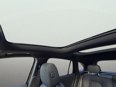 New 2026 Mercedes-Benz GLA 250 4MATIC image 18