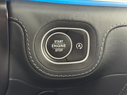 Used 2023 Mercedes-Benz Maybach GLS 600 4MATIC image 24