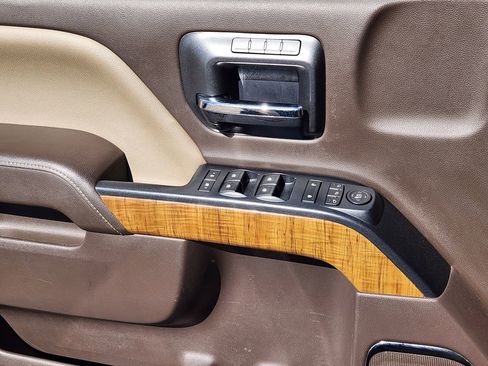 Used 2017 GMC Sierra 1500 SLT AWD/4WD image 14