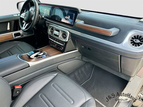 Used 2024 Mercedes-Benz G 550 image 36