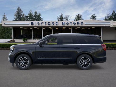 New 2025 Ford Expedition Platinum image 3