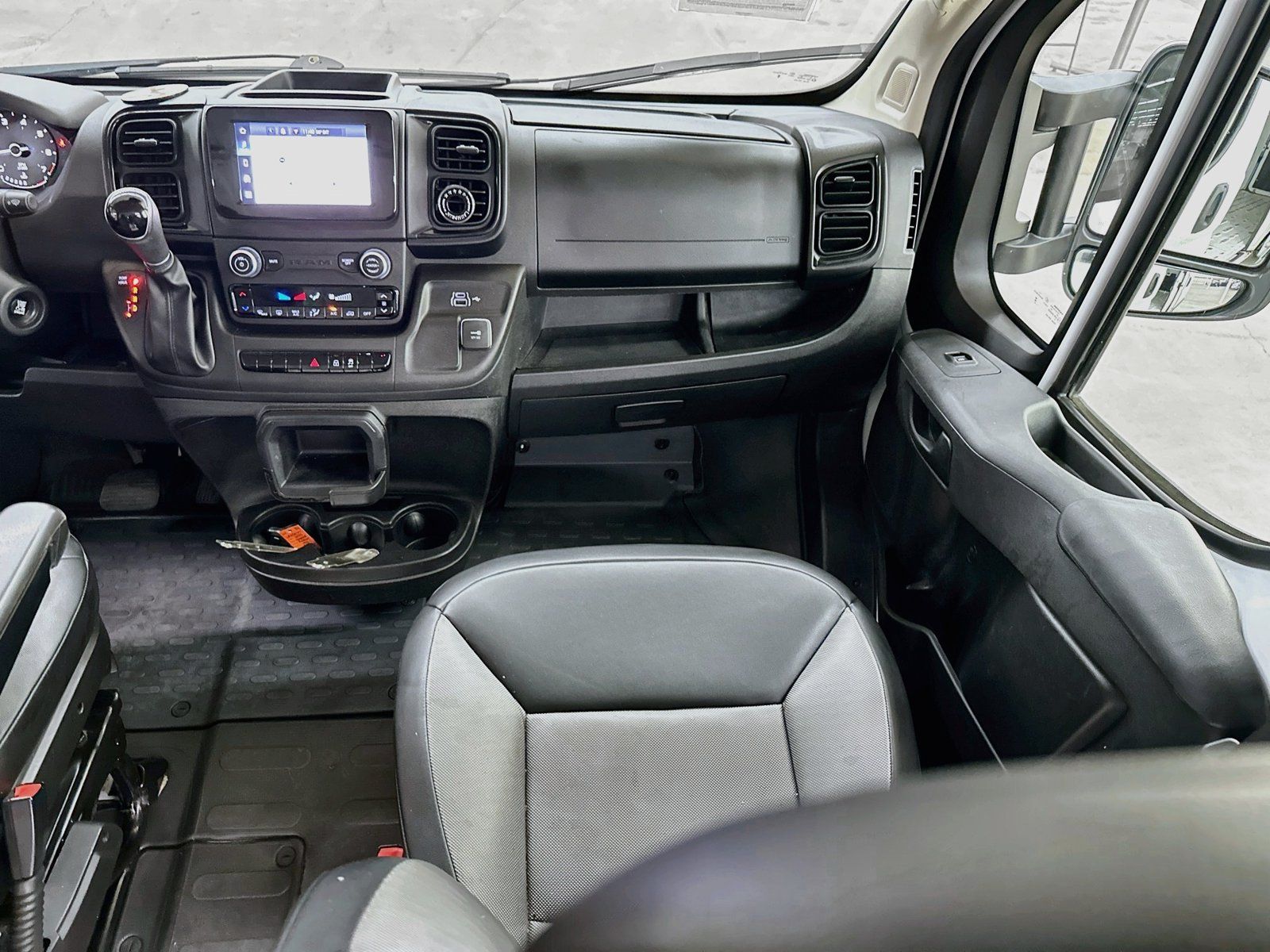 Used 2023 RAM ProMaster 2500 FWD image 21