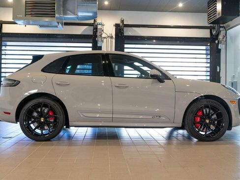 Certified 2025 Porsche Macan GTS AWD/4WD image 10