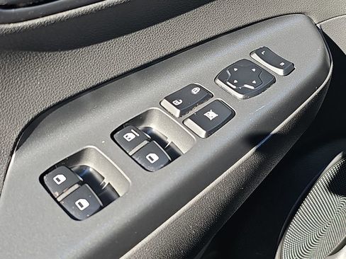 Used 2022 Hyundai Kona SEL w/ Cargo Package image 28