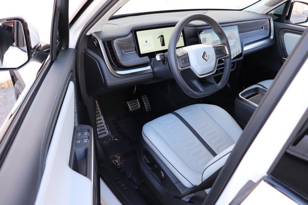 Used 2023 Rivian R1S Adventure Quad AWD/4WD image 15