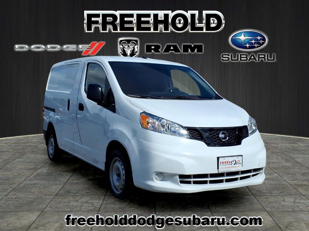 Used 2021 Nissan NV200 S FWD image 1