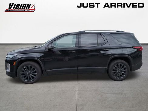 Used 2024 Chevrolet Traverse RS AWD/4WD image 2