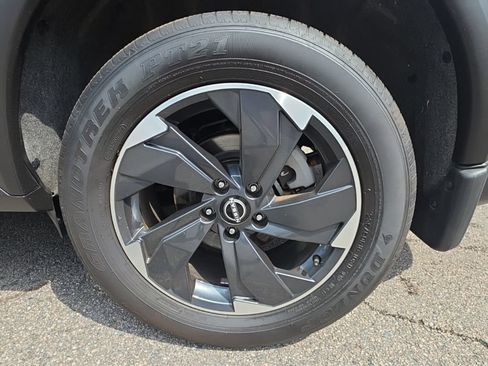 Used 2026 Nissan Rogue SV AWD/4WD image 22