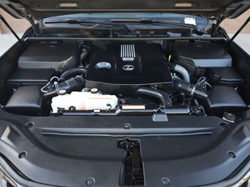 Used 2023 Lexus LX 600 F Sport image 10