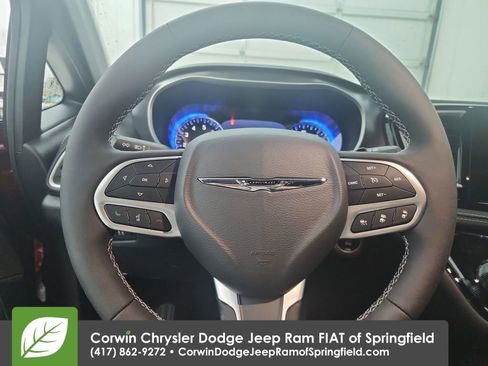 Certified 2026 Chrysler Pacifica Select image 22