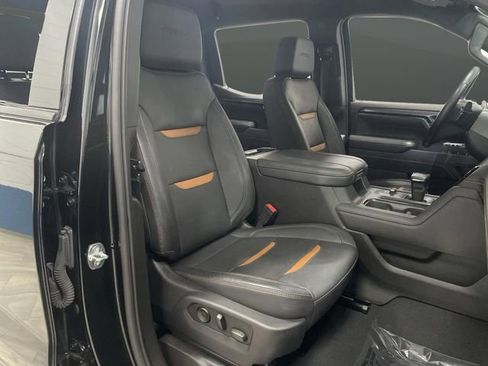 Used 2023 GMC Sierra 1500 AT4 image 35