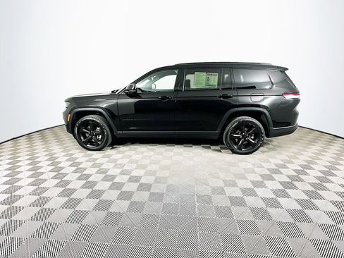 Certified 2025 Jeep Grand Cherokee L Limited w/ Luxury Tech Group II image 7