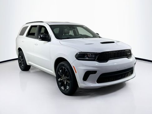 Used 2022 Dodge Durango GT image 3