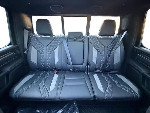 New 2026 RAM 1500 Big Horn AWD/4WD image 13