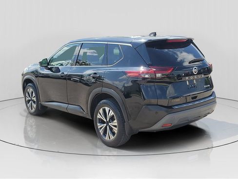 Used 2021 Nissan Rogue SV AWD/4WD image 2