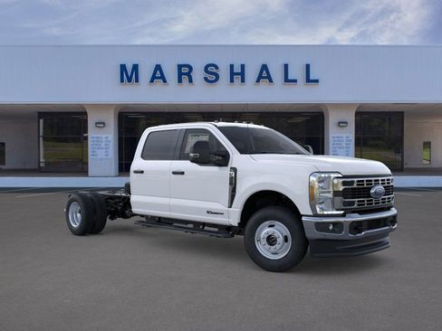 New 2026 Ford F350 XL w/ XL Chrome Package image 7