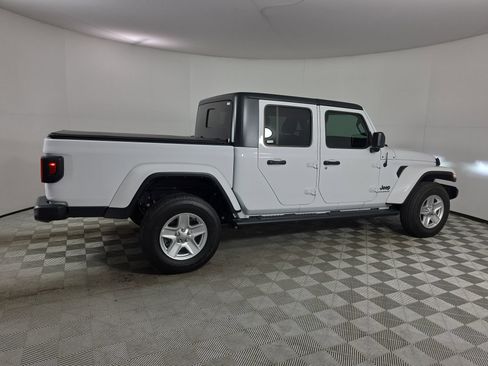 Used 2023 Jeep Gladiator Sport AWD/4WD image 8