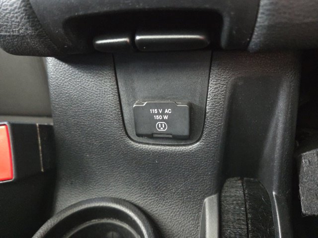 Used 2015 Jeep Wrangler Unlimited Sahara w/ Connectivity Group AWD/4WD image 9