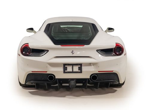 Certified 2017 Ferrari 488 GTB RWD image 6