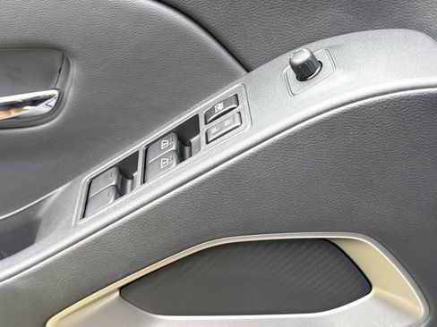 New 2026 Nissan Frontier SV image 16