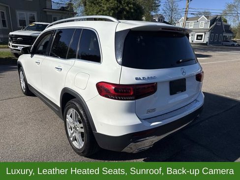 Used 2021 Mercedes-Benz GLB 250 4MATIC image 3