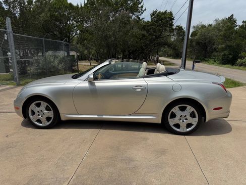 Used 2005 Lexus SC 430 Convertible RWD image 6