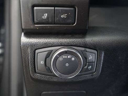 Used 2019 Ford Expedition Limited w/ Equipment Group 303A AWD/4WD image 23