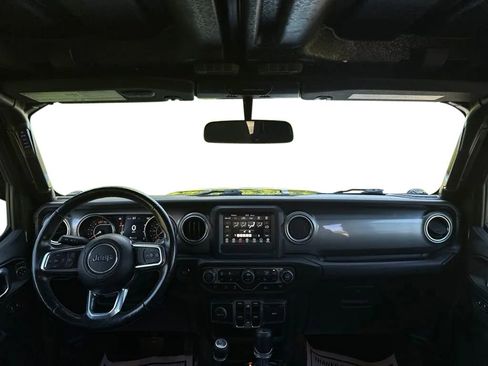 Used 2021 Jeep Wrangler Unlimited Sahara w/ LED Lighting Group AWD/4WD image 31