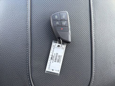 New 2026 GMC Sierra 1500 Denali w/ Denali Reserve Package image 29