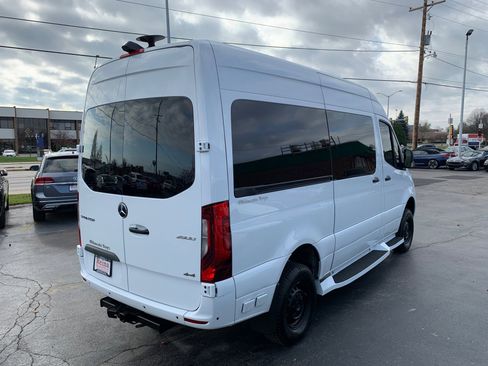 Used 2020 Mercedes-Benz Sprinter 2500 image 10