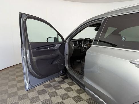 Used 2023 Cadillac XT6 Premium Luxury FWD image 14
