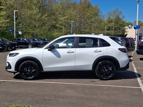 Certified 2024 Honda HR-V Sport image 8