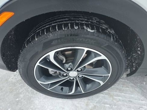 Used 2023 Buick Encore GX Select FWD image 9