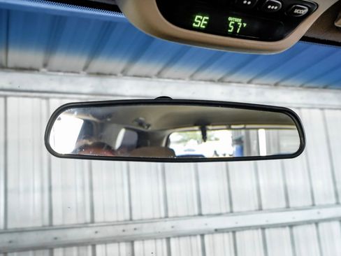 Used 2004 Toyota Sequoia SR5 image 21