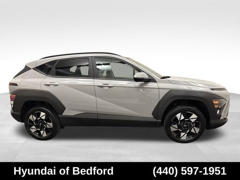 Used 2025 Hyundai Kona SEL AWD/4WD image 4