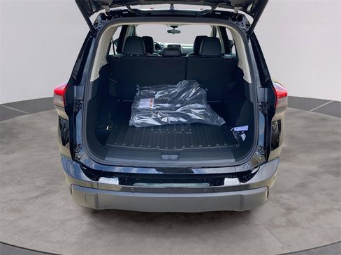 New 2026 Nissan Rogue SV image 18