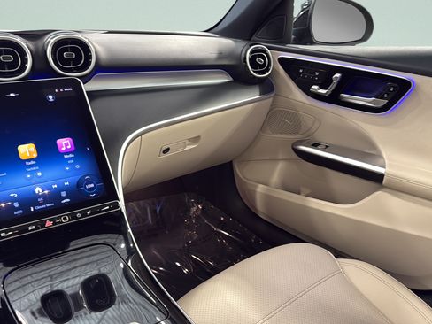 Certified 2025 Mercedes-Benz C 300 Sedan image 32