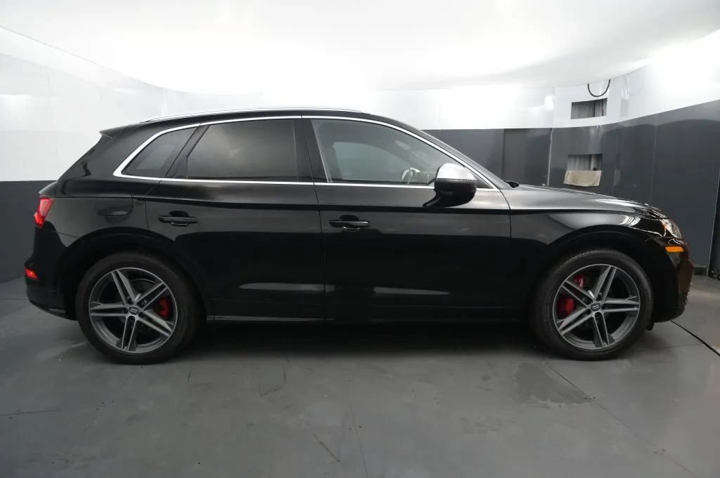 Used 2019 Audi SQ5 Premium Plus w/ Premium Plus Package AWD/4WD image 6