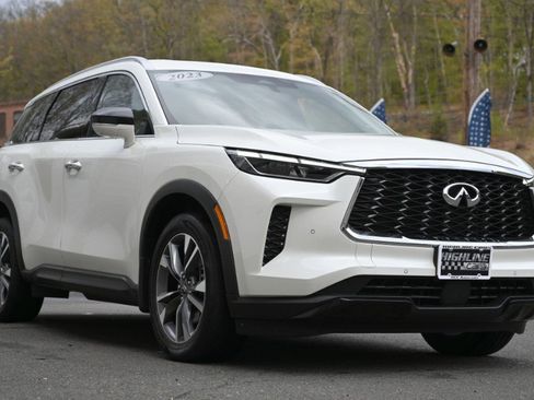 Used 2023 INFINITI QX60 Luxe w/ Cargo Package AWD/4WD image 9
