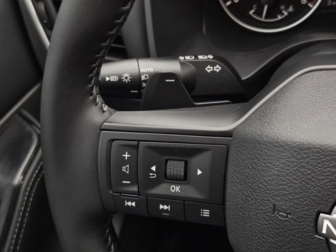 New 2026 Nissan Rogue SV AWD/4WD image 25